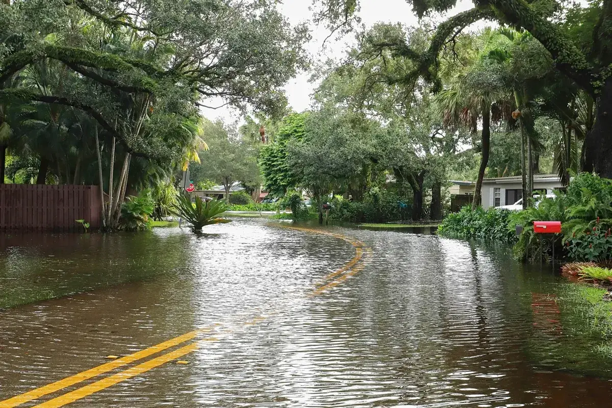 Top 4 Benefits of Having a Flood Policy