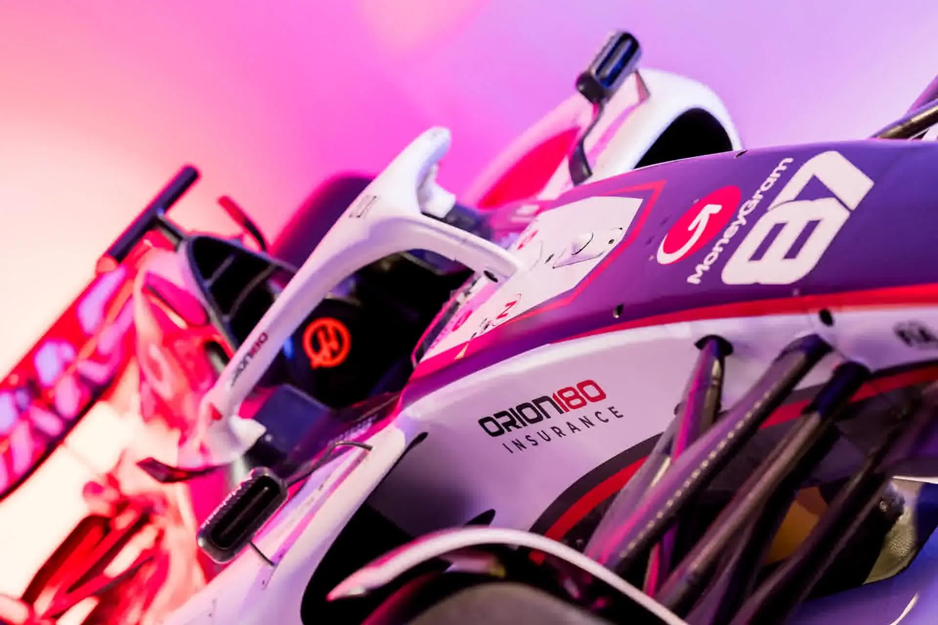 Verola Media_Orion180_F1 Car-10