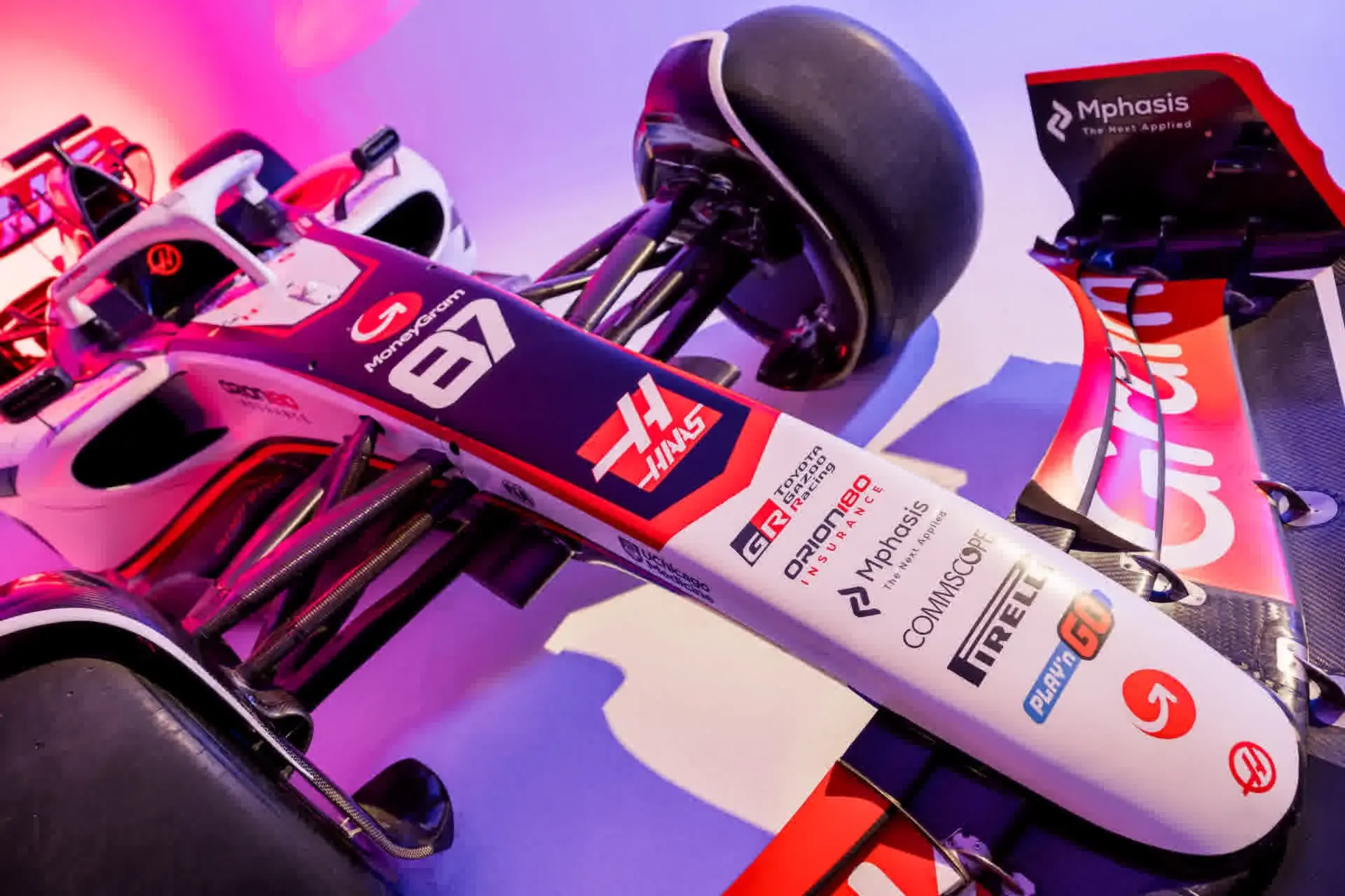 Verola Media_Orion180_F1 Car-4